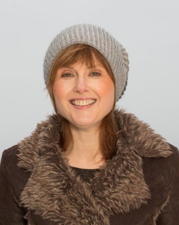 Patentlue med blanke striper - Lys grå